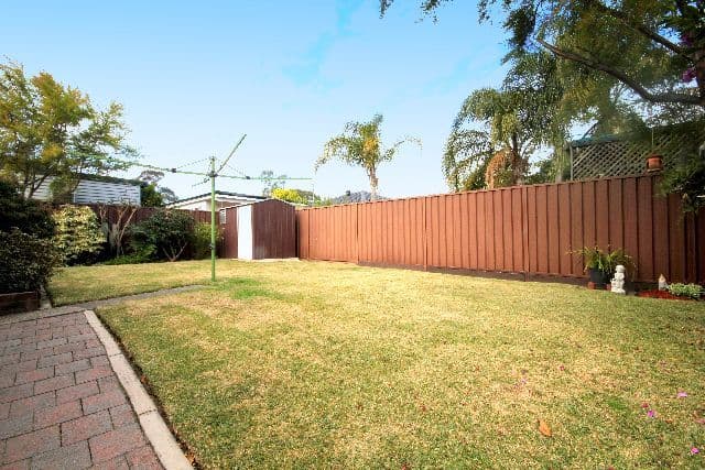 8 Lurnea Avenue, Georges Hall NSW 2198, Georges Hall - Thumbnail 7