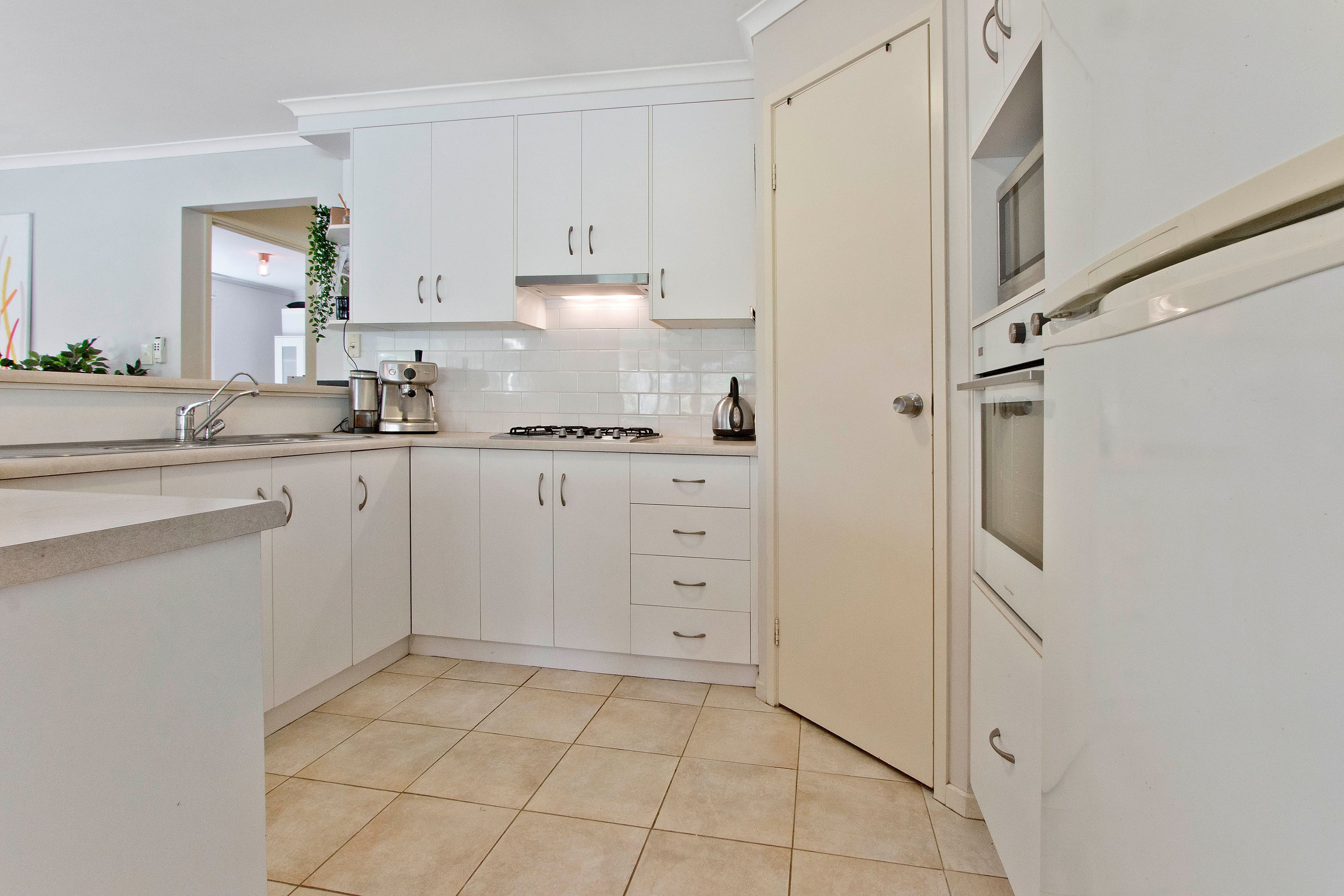 2 Kristen Court, Coromandel Valley SA 5051, Coromandel Valley - Thumbnail 5