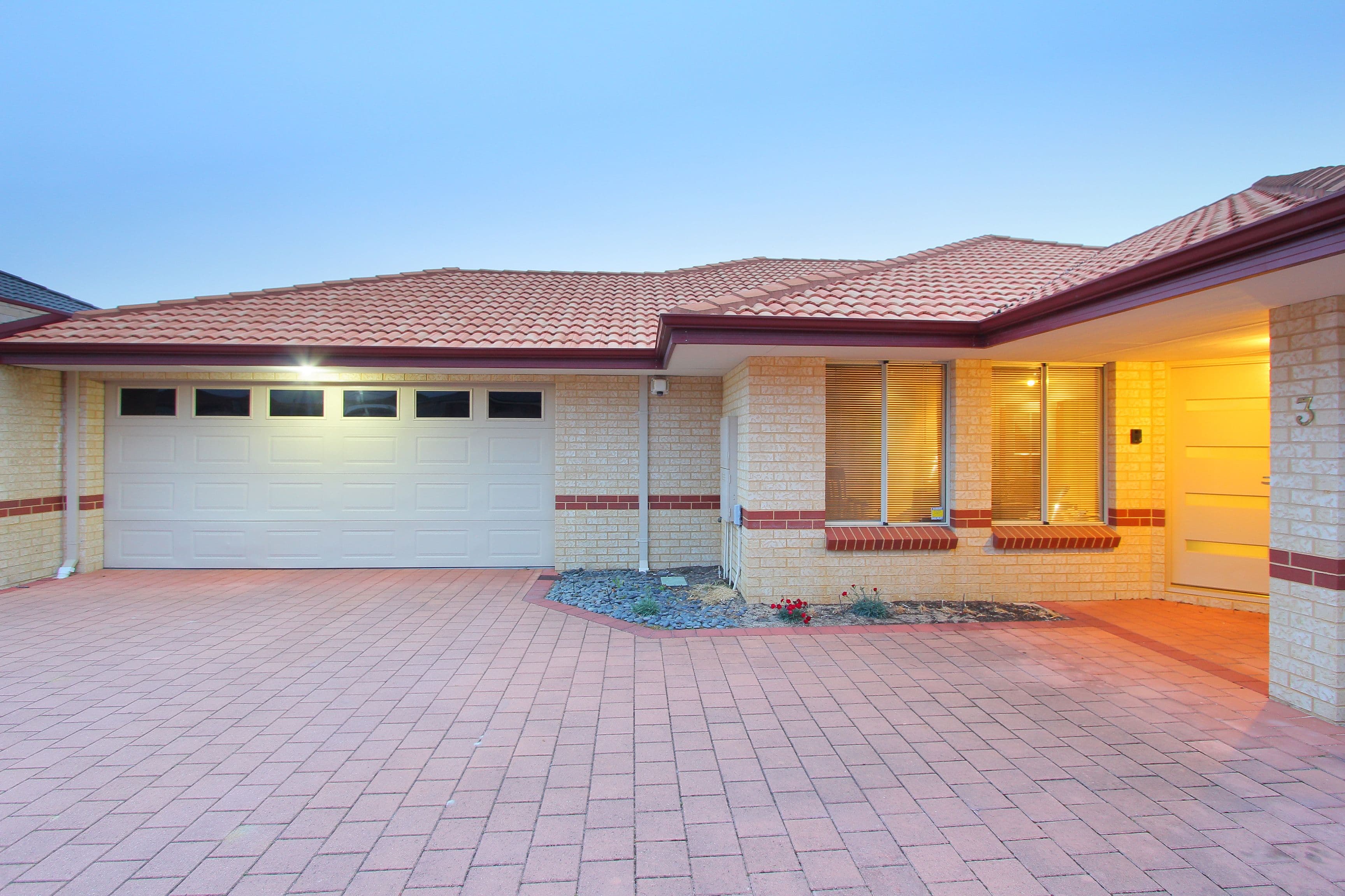 122 Thomas Street, Queens Park WA 6107, Queens Park - Thumbnail 3