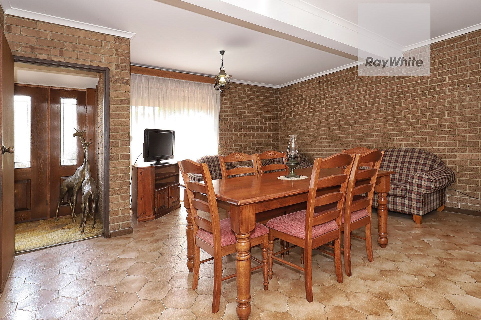 4 Ramsey Close, Gladstone Park VIC 3043, Gladstone Park - Thumbnail 4