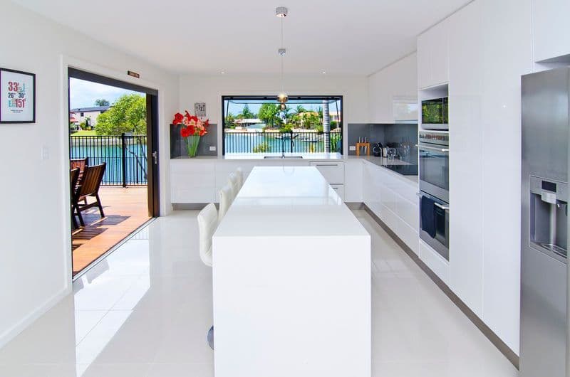 118 Tallebudgera Drive, PALM BEACH QLD 4221, Palm Beach - Thumbnail 8