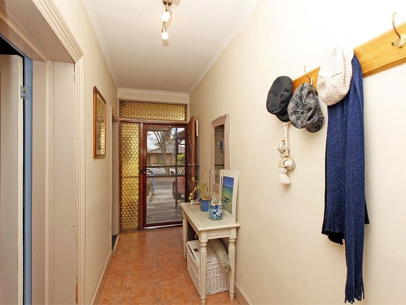 114 Donald Street, BRUNSWICK VIC 3056, Brunswick - Thumbnail 2
