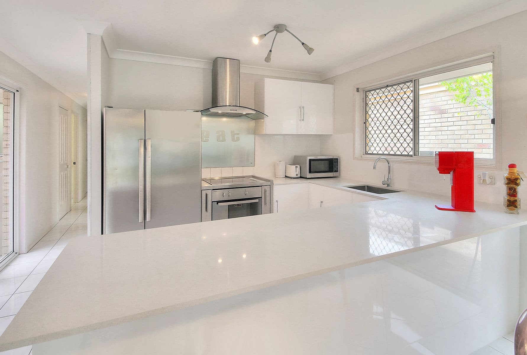 22 Macknish Crescent, Coopers Plains QLD 4108, Coopers Plains - Thumbnail 2