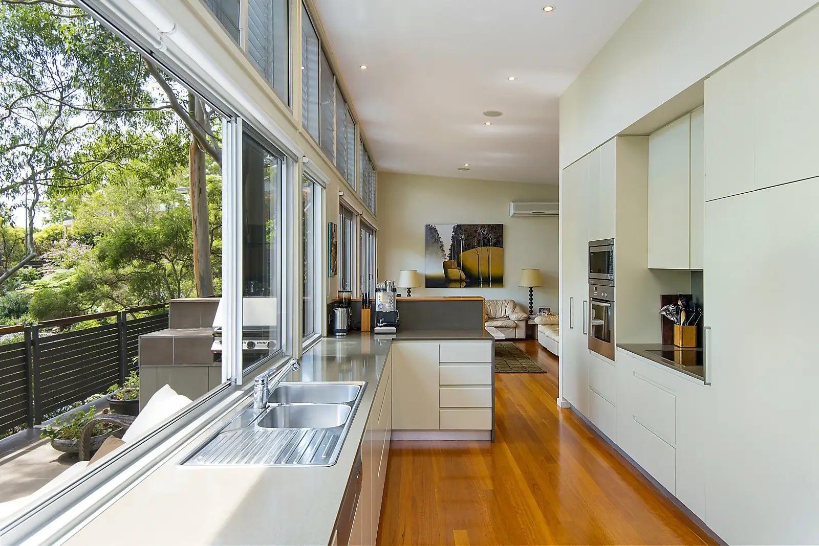 20/8-10 Watergum Way, Greenacre - Thumbnail 3