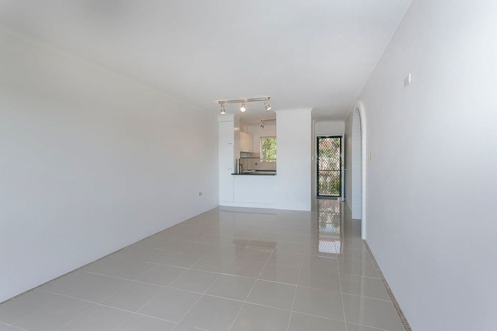 75 Waldheim Street, Annerley QLD 4103, Annerley - Thumbnail 3