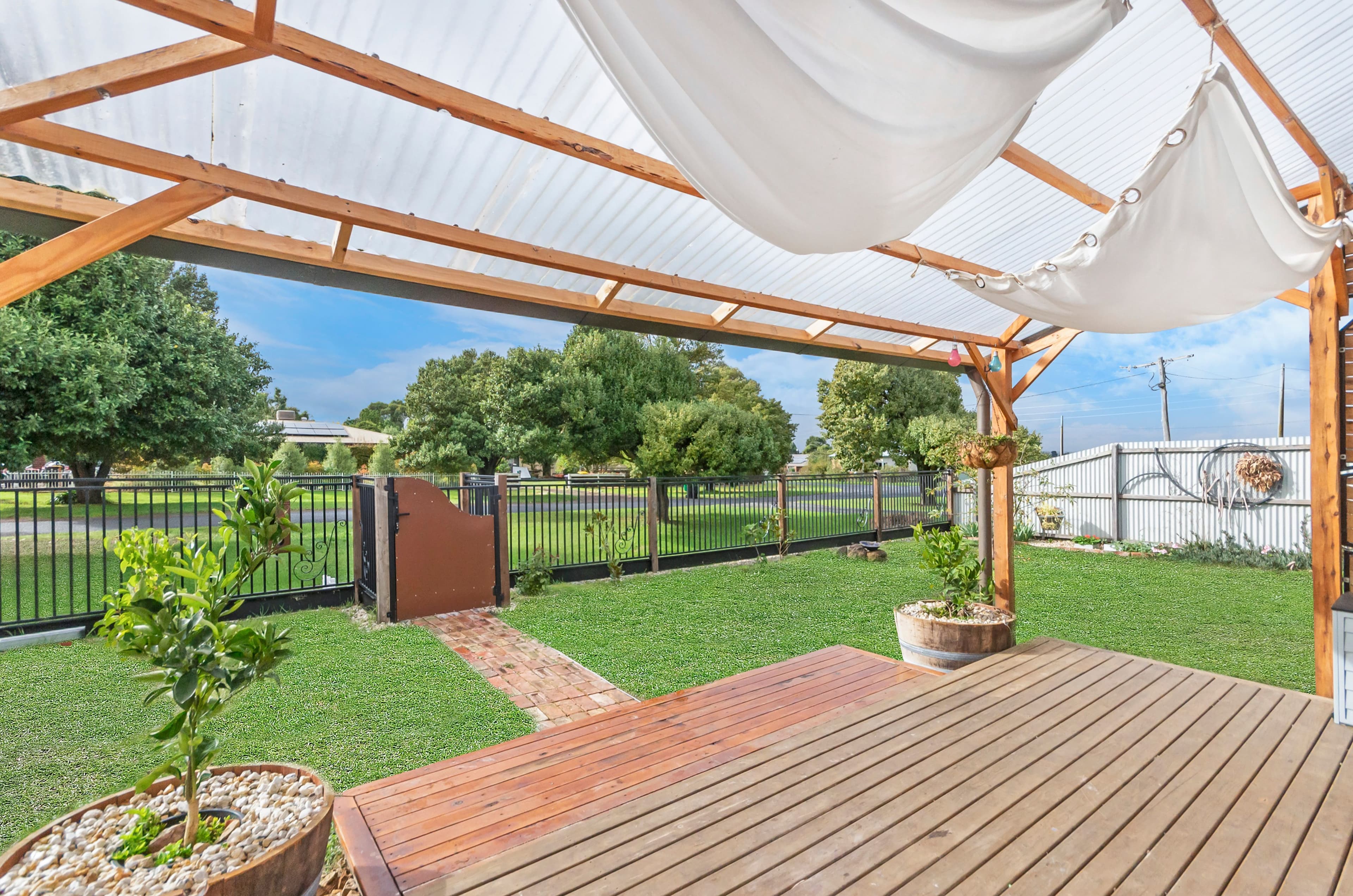 3 Webster Street, Mortlake VIC 3272, Mortlake - Thumbnail 2