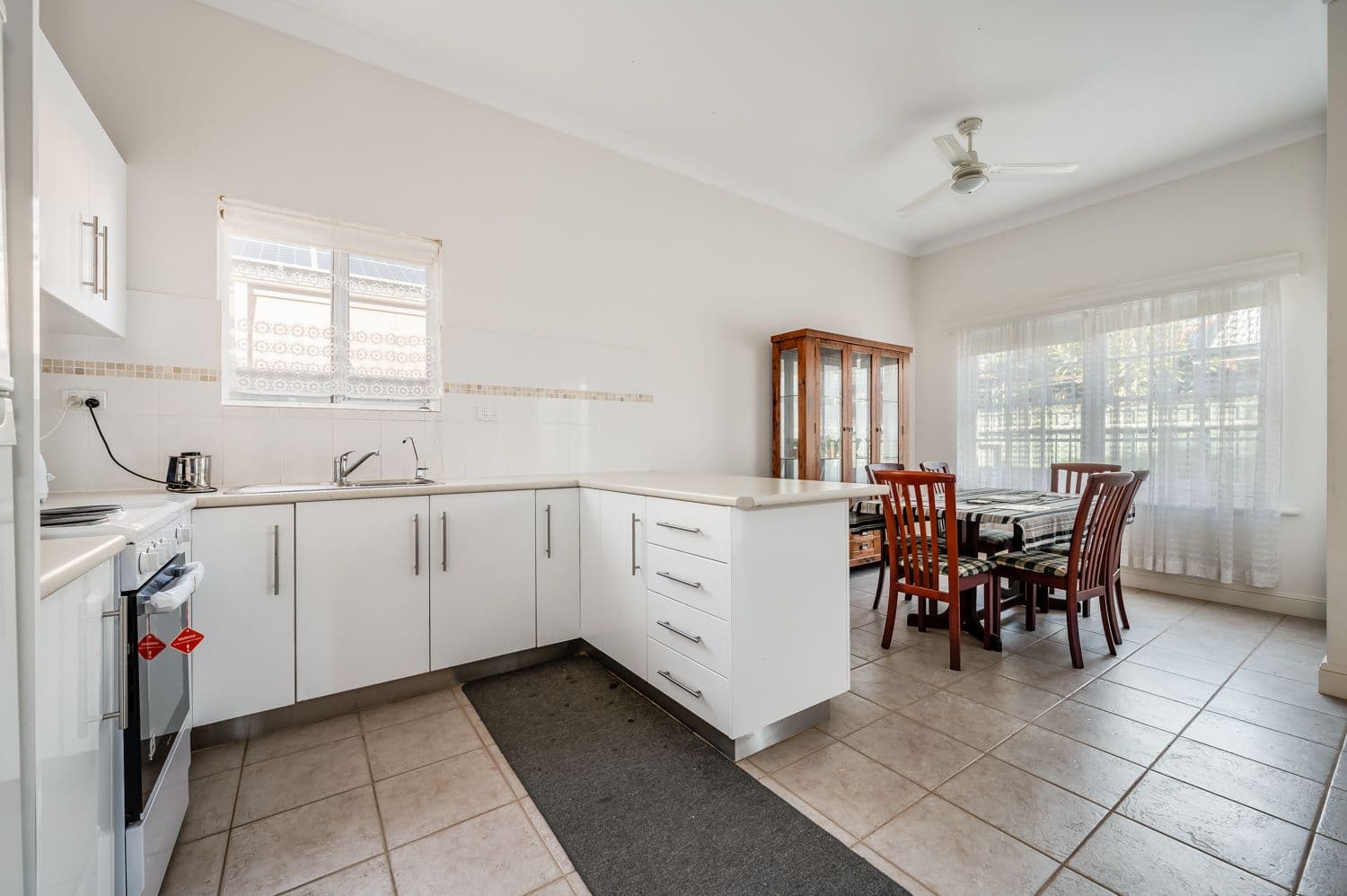 8 Fraser Lane, Mawson Lakes SA 5095, Mawson Lakes - Thumbnail 3