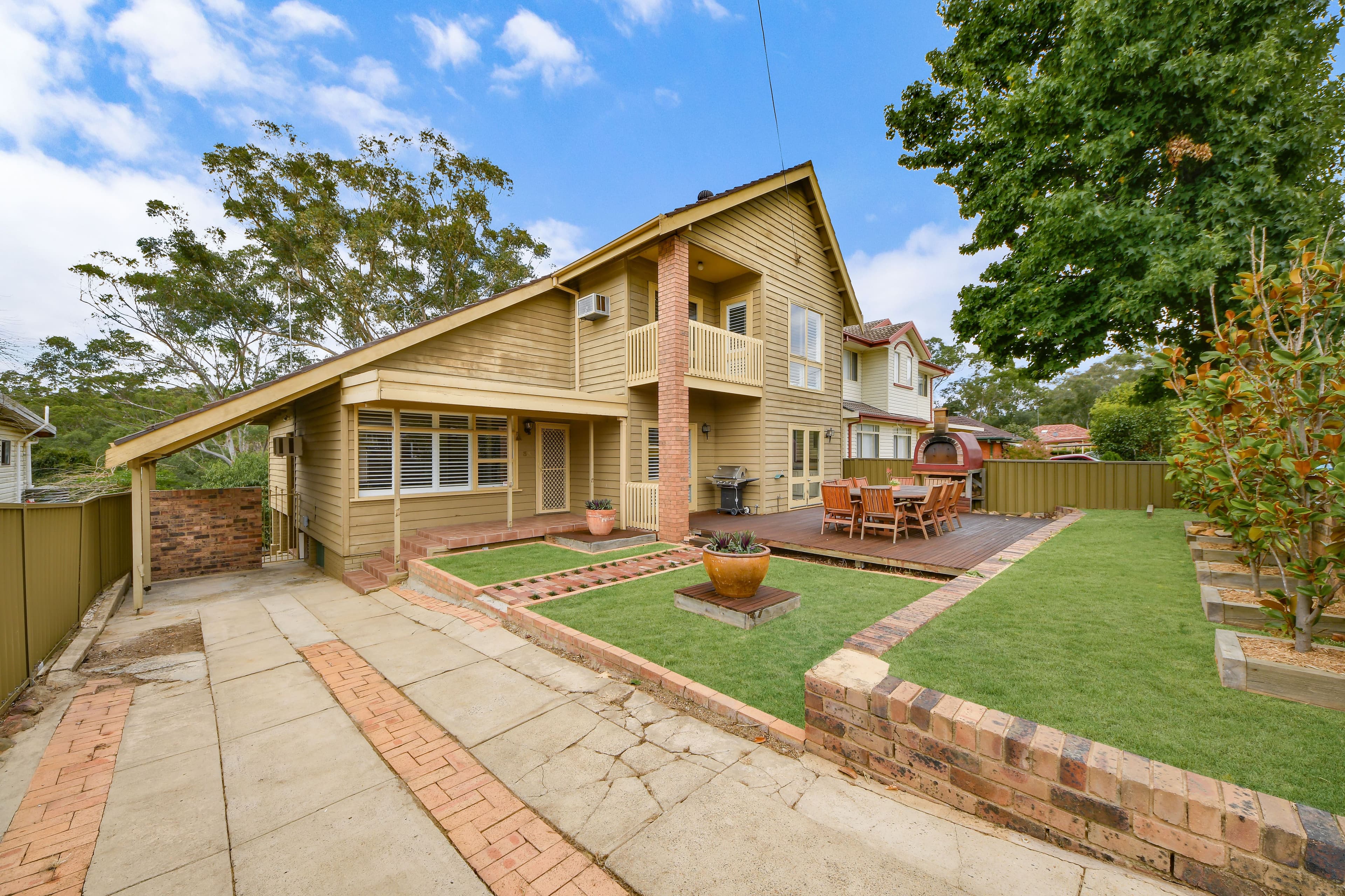 33 Canberra Crescent, Campbelltown - Image 1