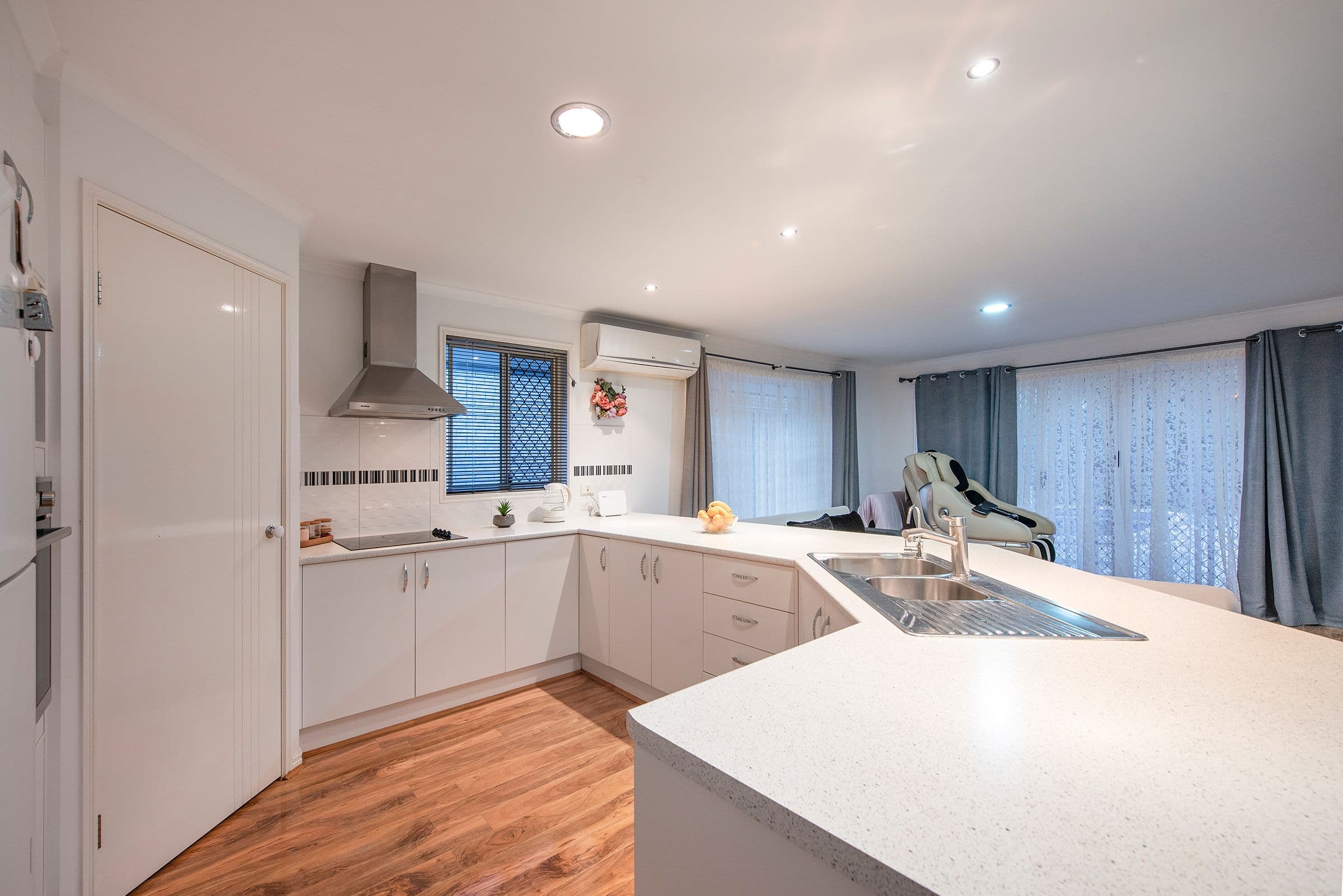 75 Yolla Street, Eagleby QLD 4207, Eagleby - Thumbnail 3