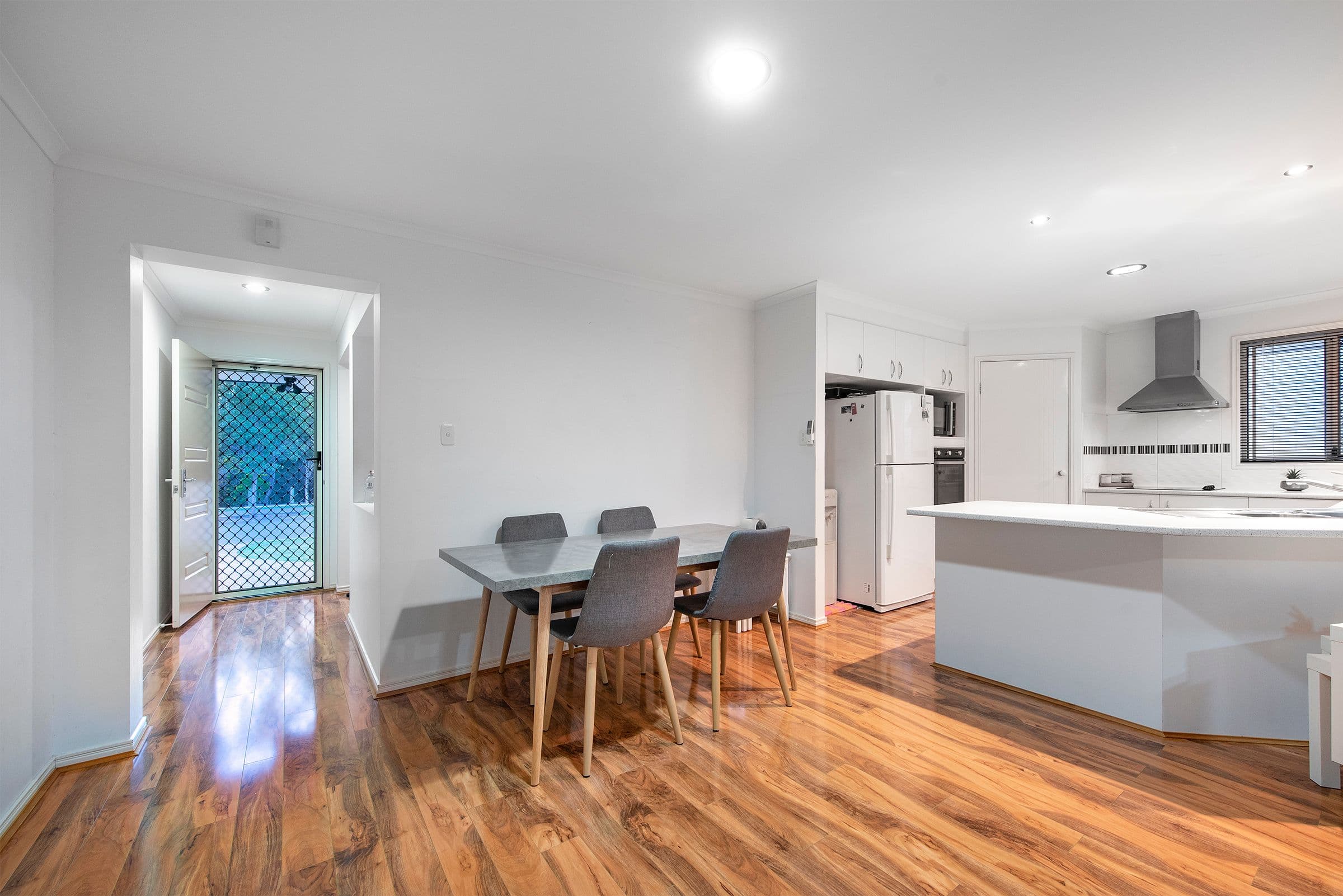 75 Yolla Street, Eagleby QLD 4207, Eagleby - Thumbnail 4