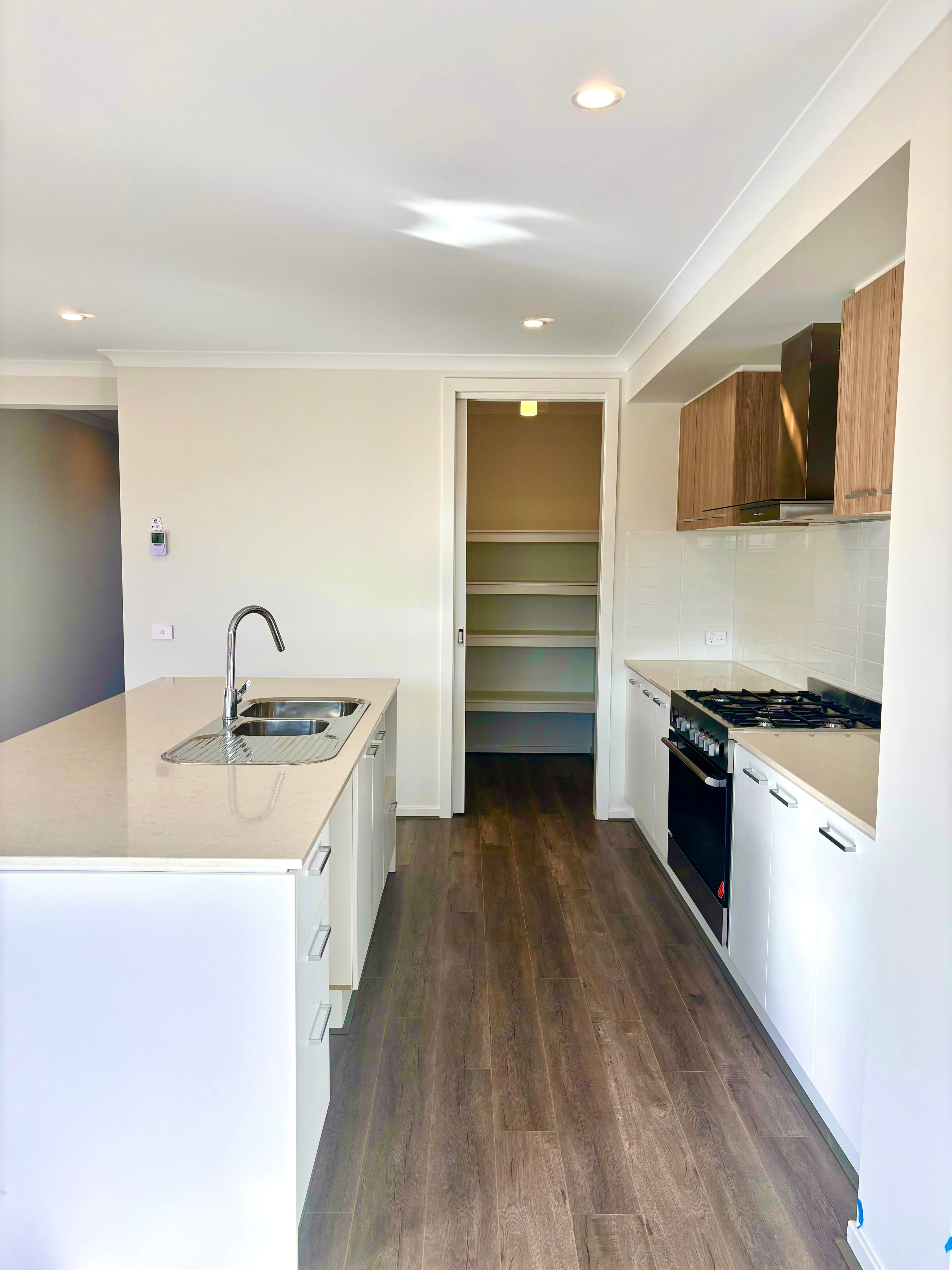 36 Cart Road, FRASER RISE VIC 3336, Fraser Rise - Thumbnail 5