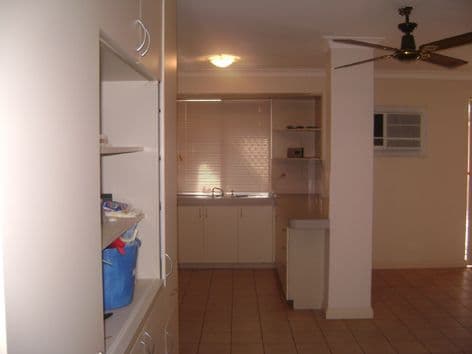 49 Gossamer Avenue, MIRRABOOKA WA 6061, Mirrabooka - Thumbnail 4