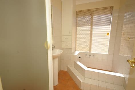 49 Gossamer Avenue, MIRRABOOKA WA 6061, Mirrabooka - Thumbnail 5