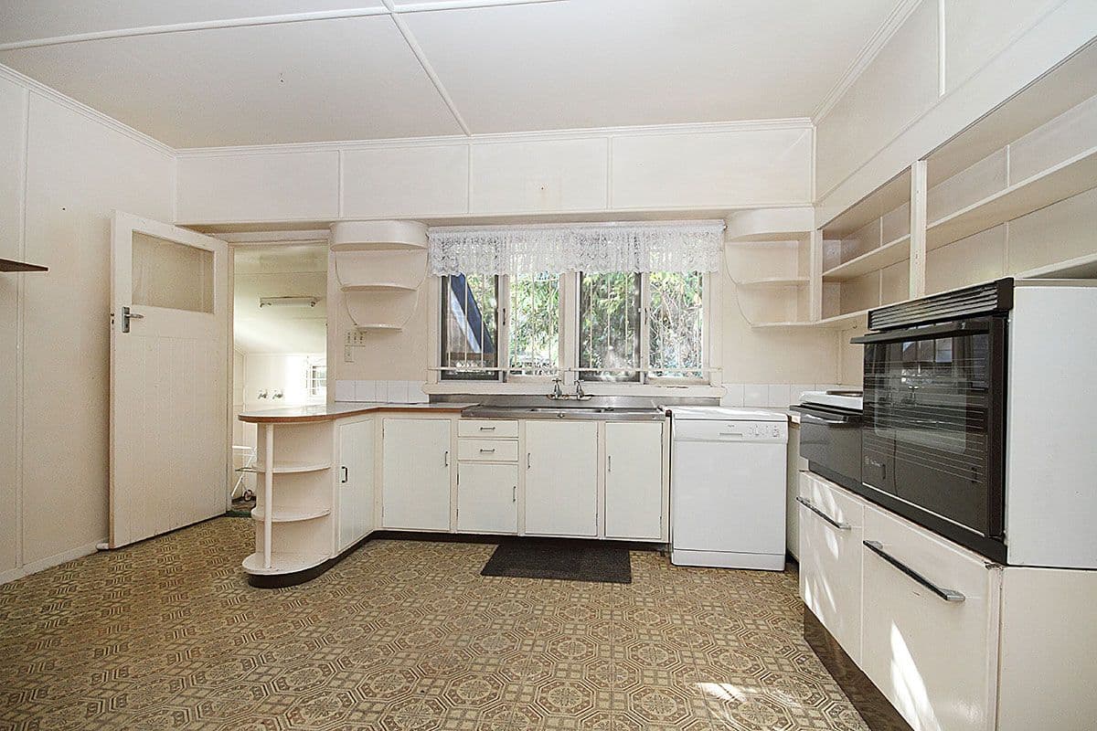 24 Napier Street, ST LUCIA QLD 4067, St Lucia - Thumbnail 7