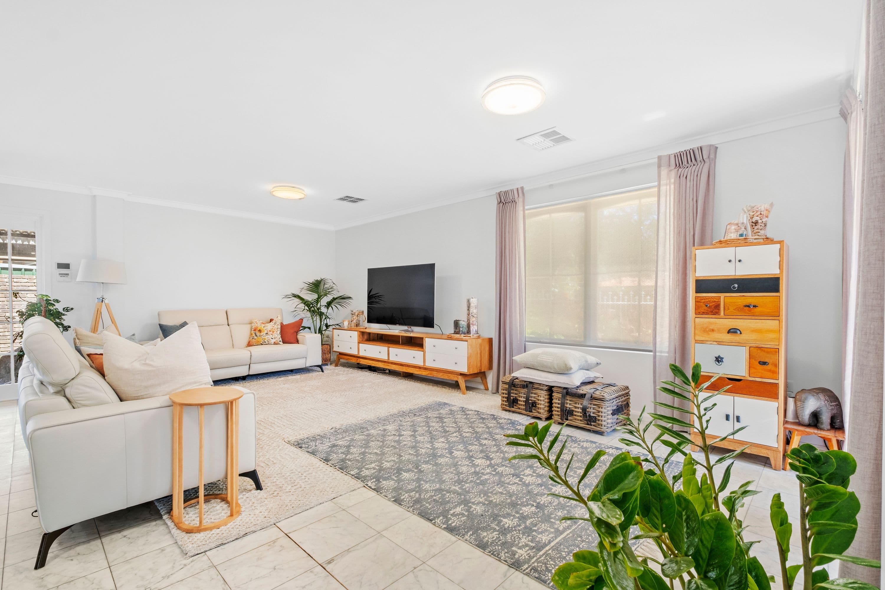 92 Regency Drive, Thornlie WA 6108, Thornlie - Image 1