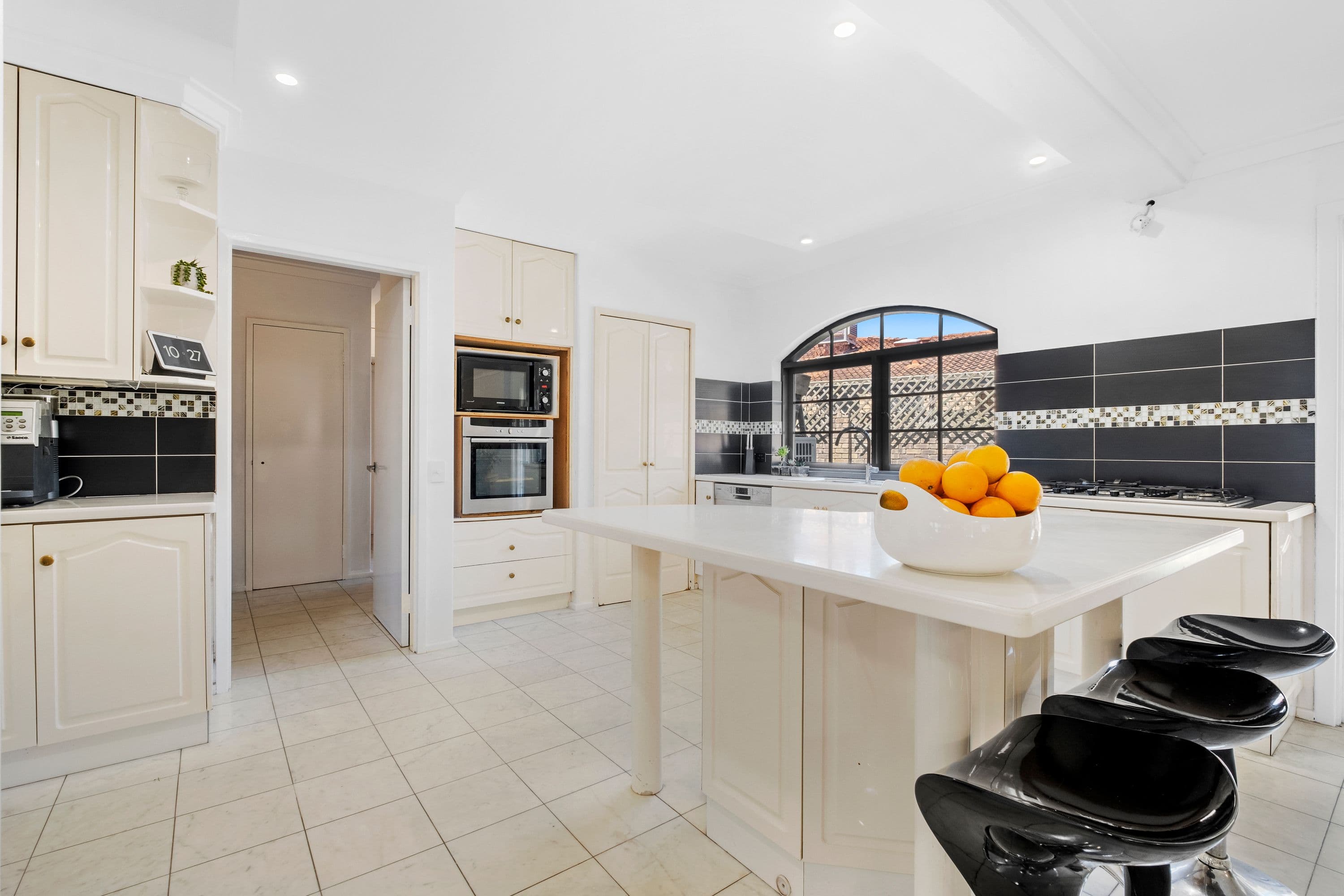 92 Regency Drive, Thornlie WA 6108, Thornlie - Thumbnail 7
