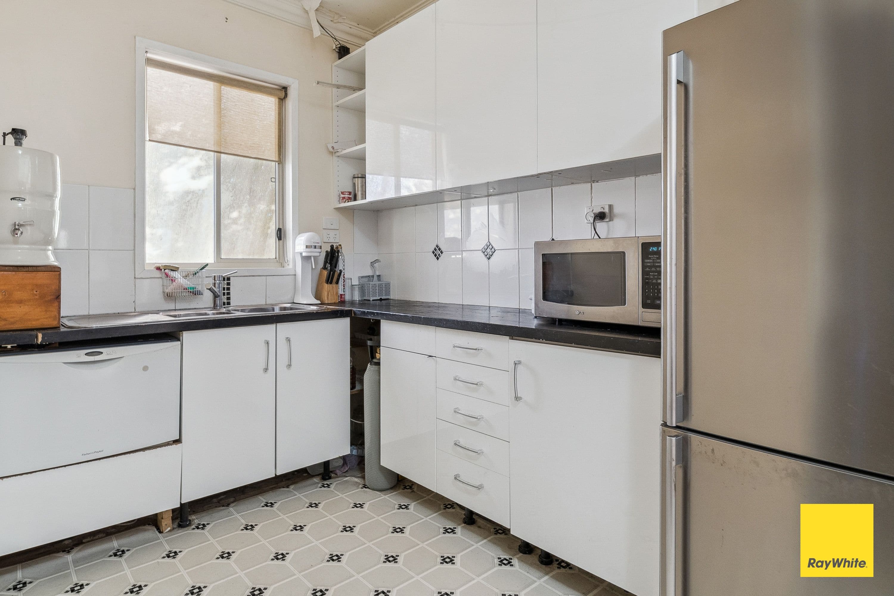 16 Reserve Street, Eaglehawk VIC 3556, Eaglehawk - Thumbnail 5