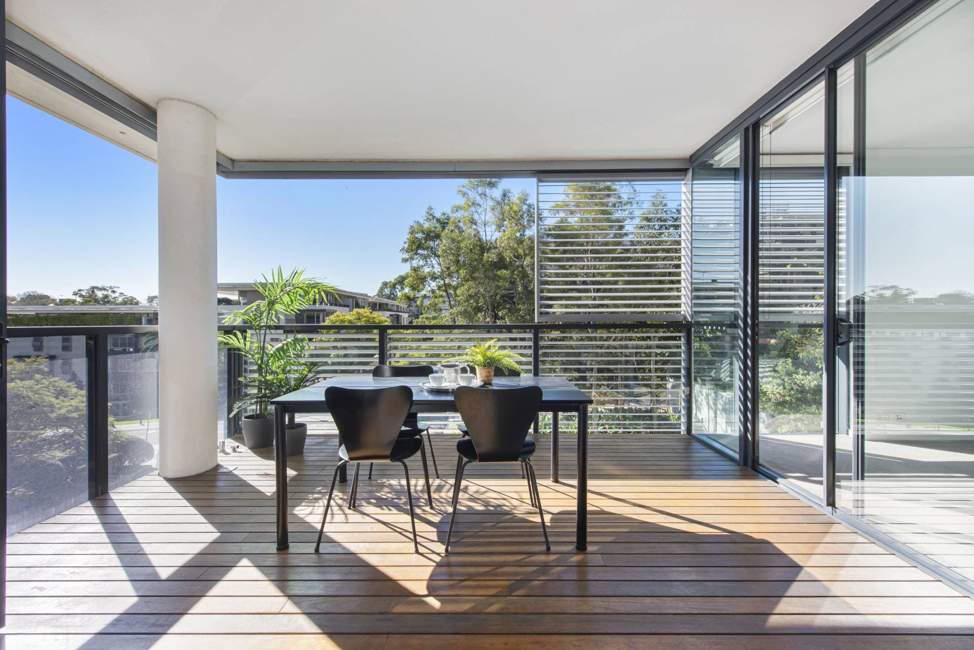 304, 5 Sterling Cct, Camperdown - Thumbnail 2