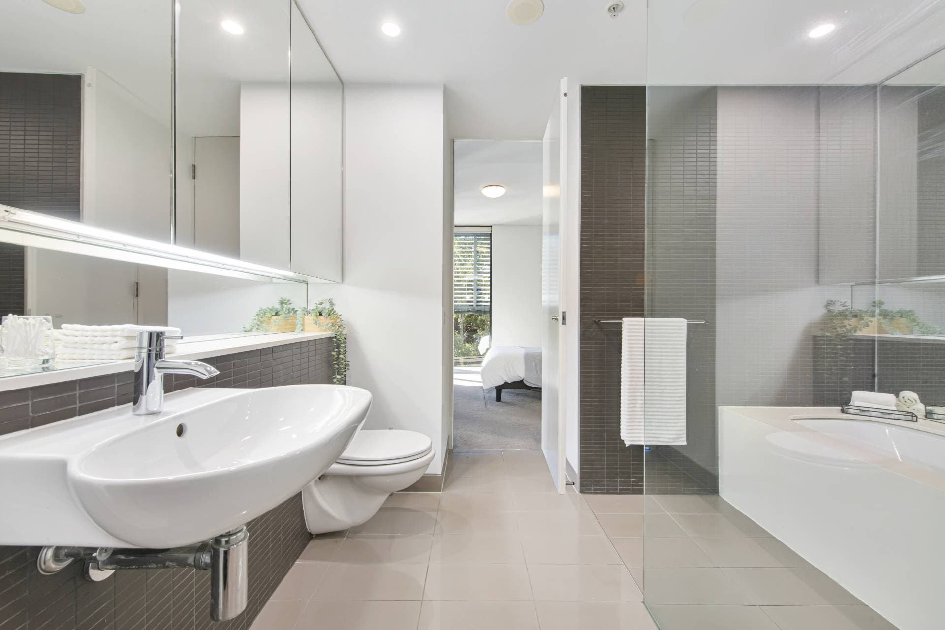 304, 5 Sterling Cct, Camperdown - Thumbnail 8