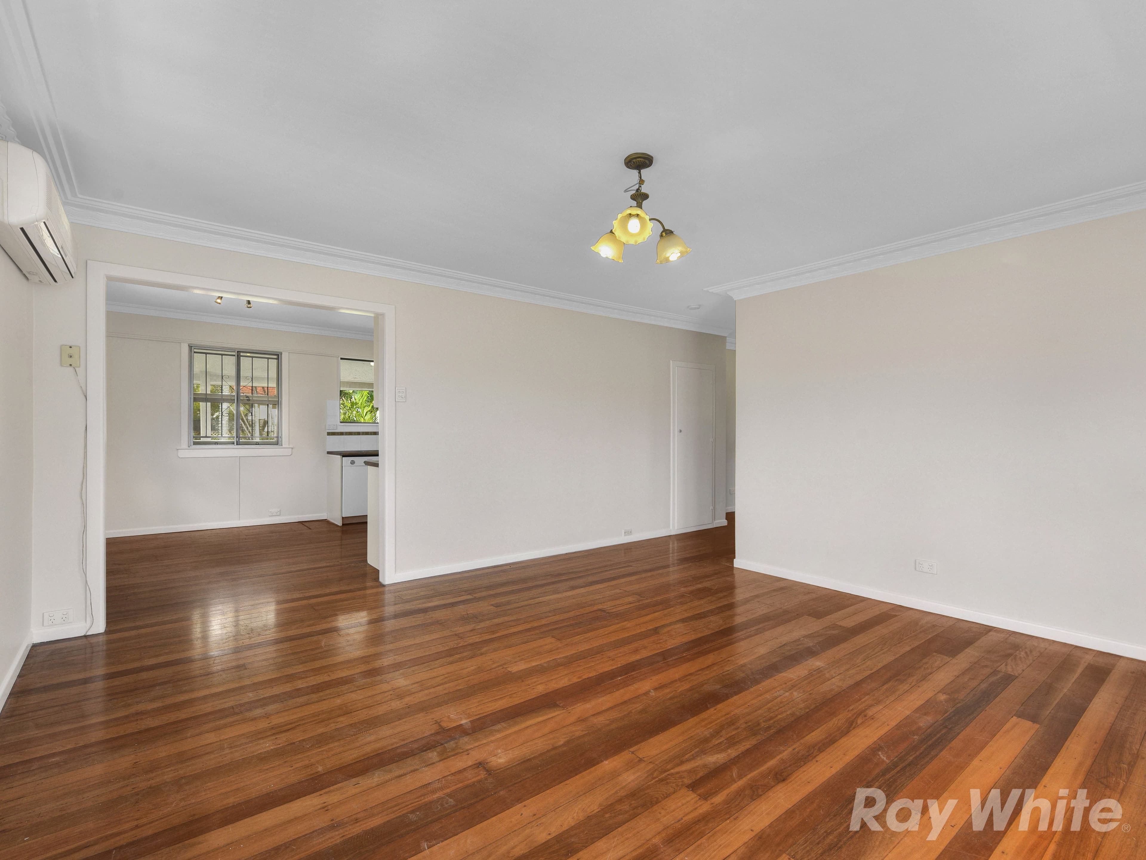 11 Caronga Street, Wavell Heights QLD 4012, Wavell Heights - Thumbnail 5