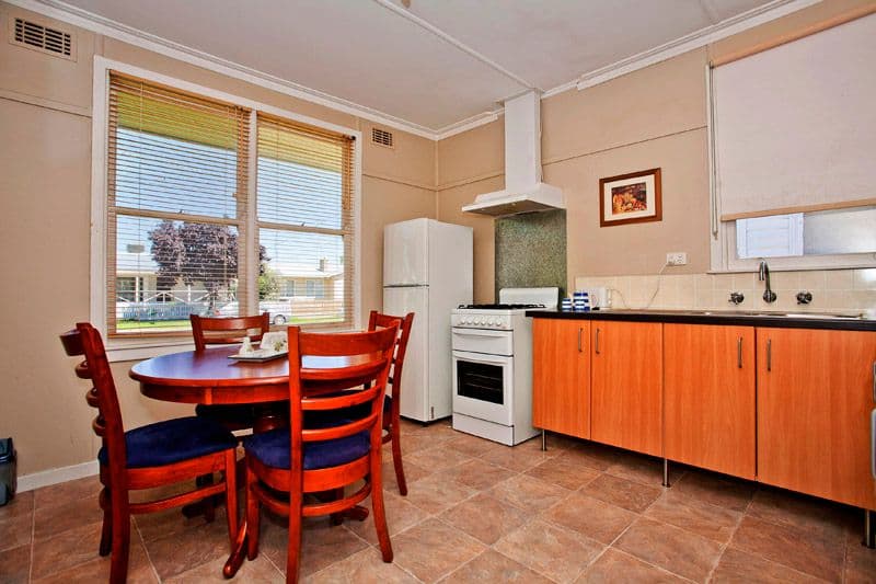28 Curlew Cresent, NORLANE VIC 3214, Norlane - Thumbnail 3