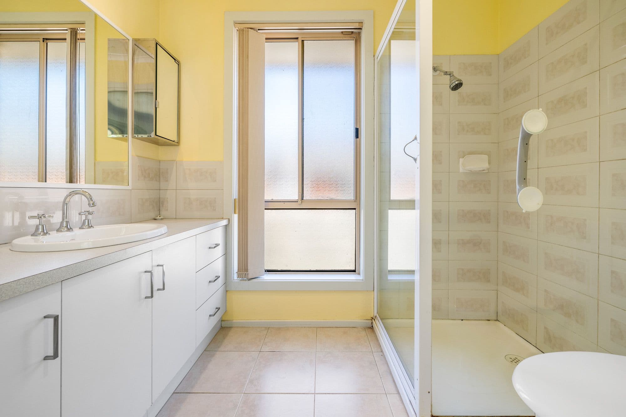 10 Hogan Grove, Werribee VIC 3030, Werribee - Thumbnail 4