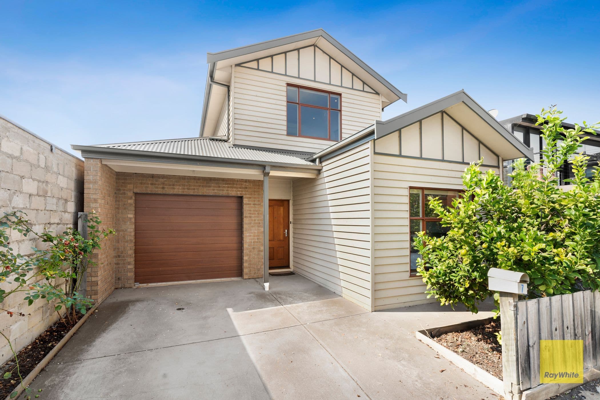 7 Fleming Way, South Geelong VIC 3220, South Geelong - Image 1