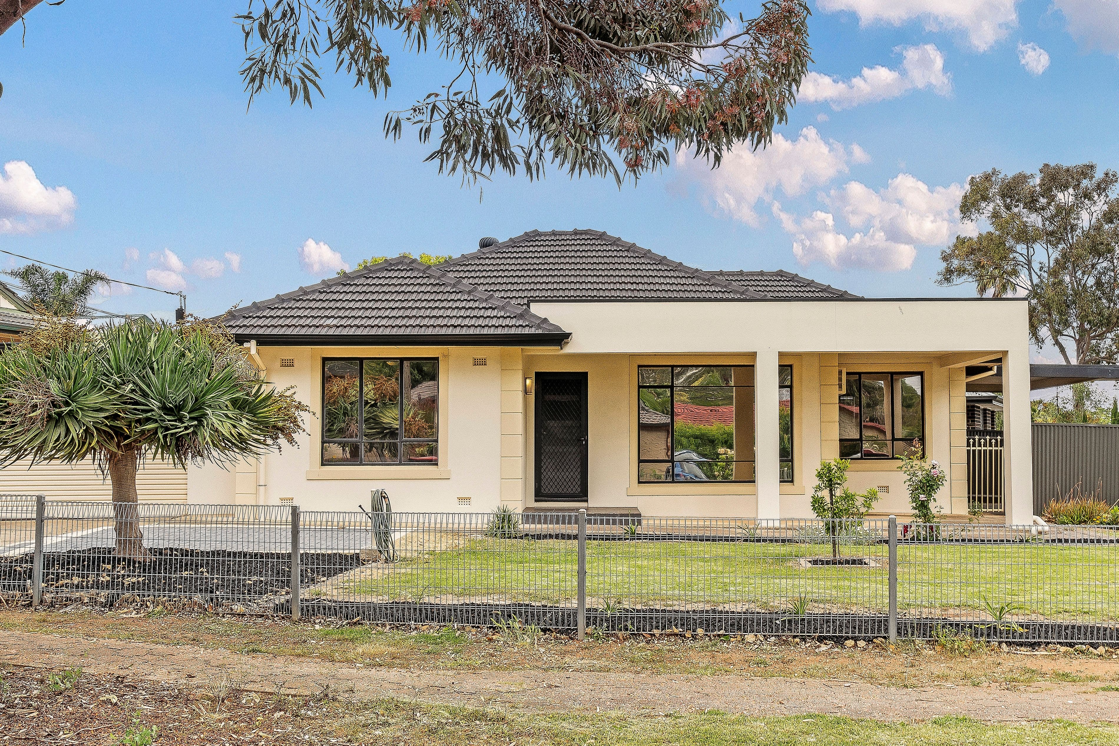 1 Charles Street, Valley View SA 5093, Valley View - Image 1