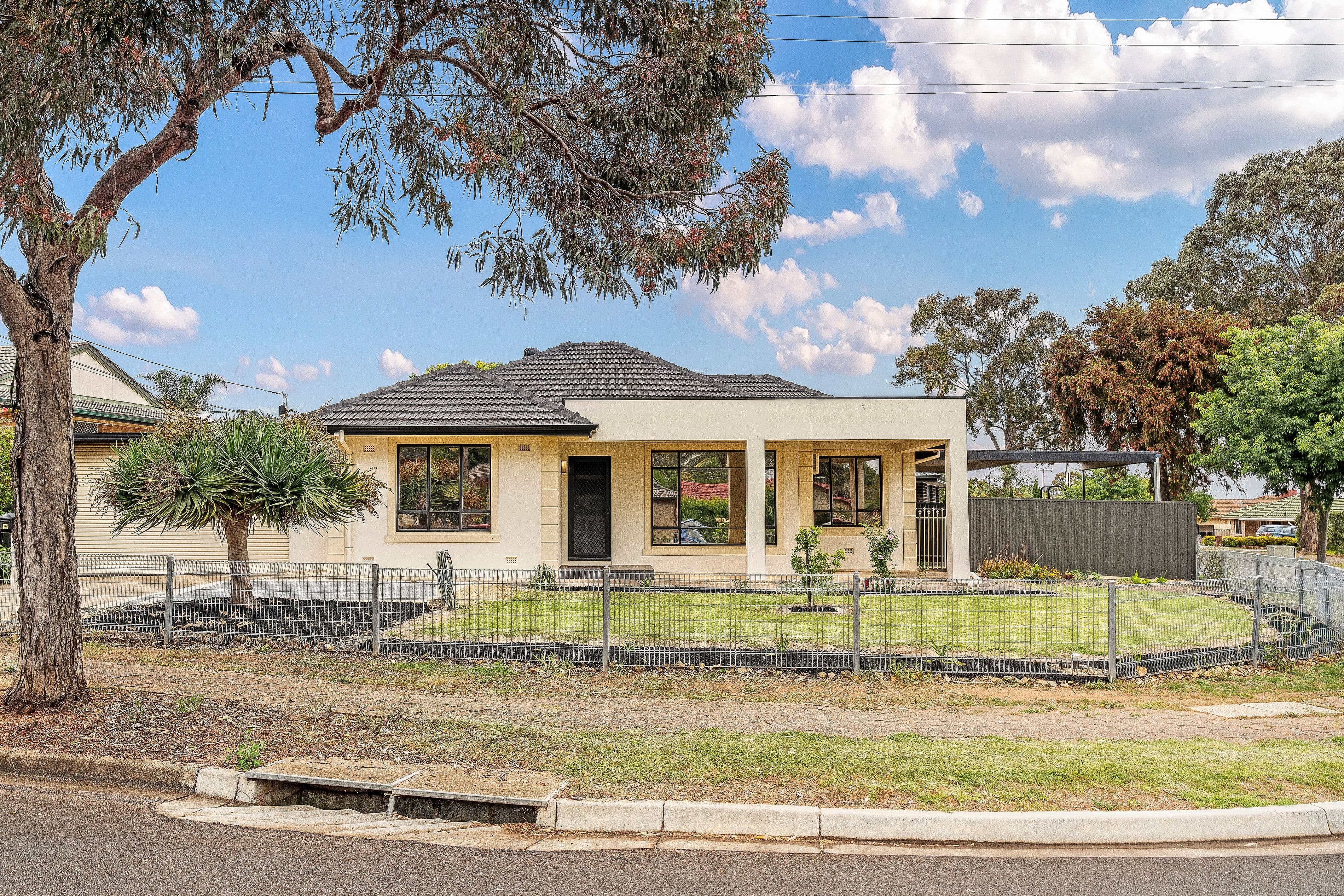 1 Charles Street, Valley View SA 5093, Valley View - Thumbnail 2