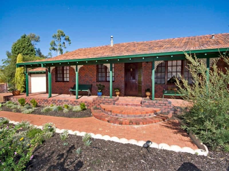 61 Heath Road, KALAMUNDA WA 6076, Kalamunda - Image 1