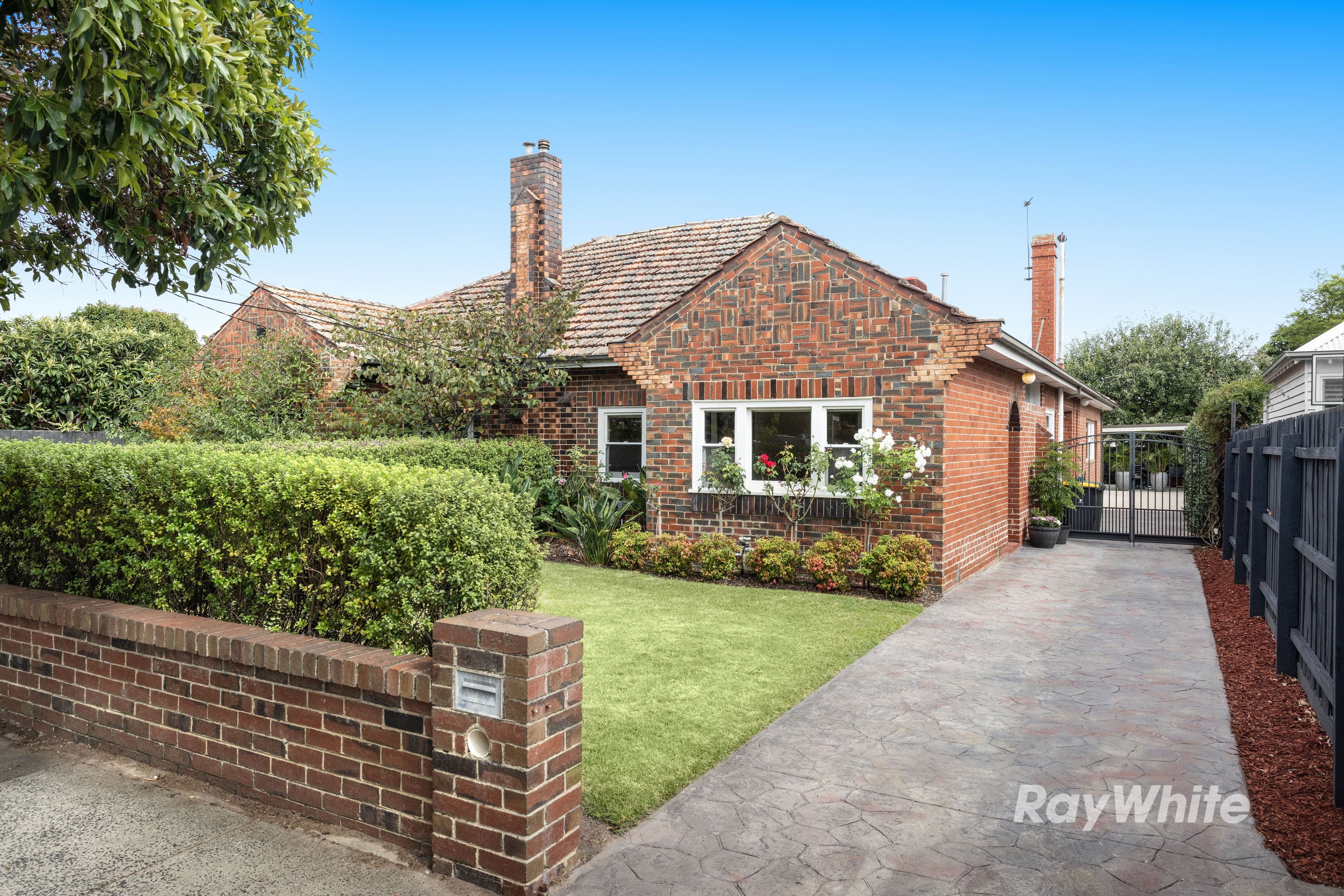 33 Paddington Road, Hughesdale VIC 3166, Hughesdale - Image 1
