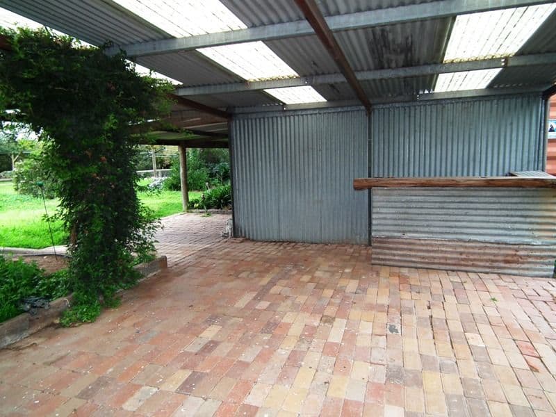 8 Longwood Road, Avenel VIC 3664, Avenel - Thumbnail 2
