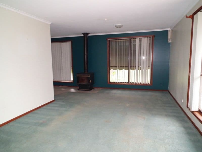 8 Longwood Road, Avenel VIC 3664, Avenel - Thumbnail 4