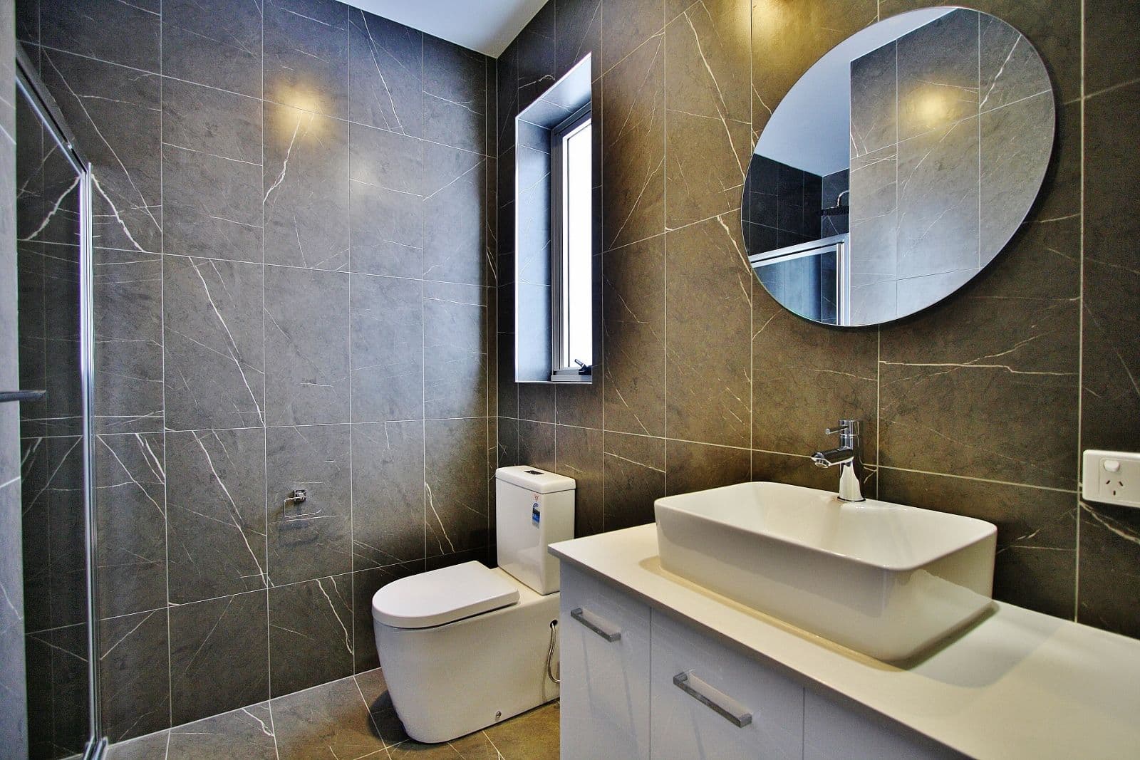 847 Logan Road, Holland Park West QLD 4121, Holland Park West - Thumbnail 4