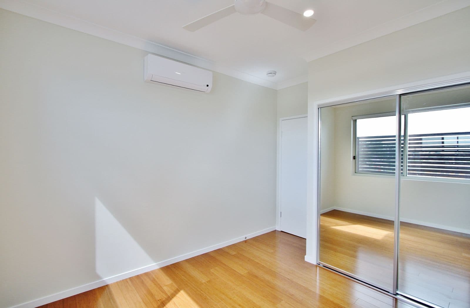 847 Logan Road, Holland Park West QLD 4121, Holland Park West - Thumbnail 7