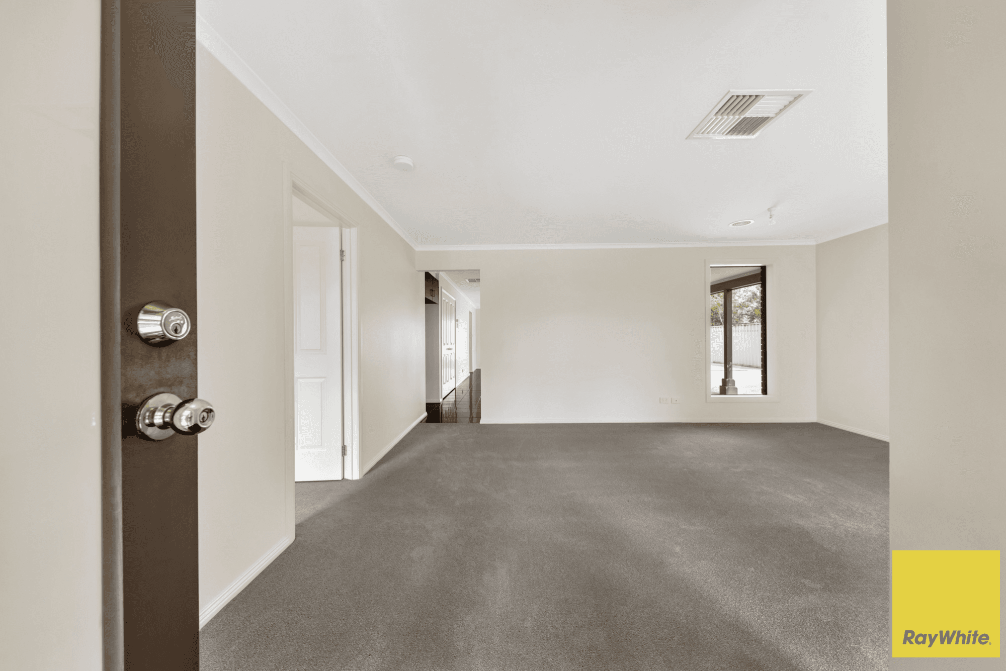 2 Oakmont Court, Truganina VIC 3029, Truganina - Thumbnail 2