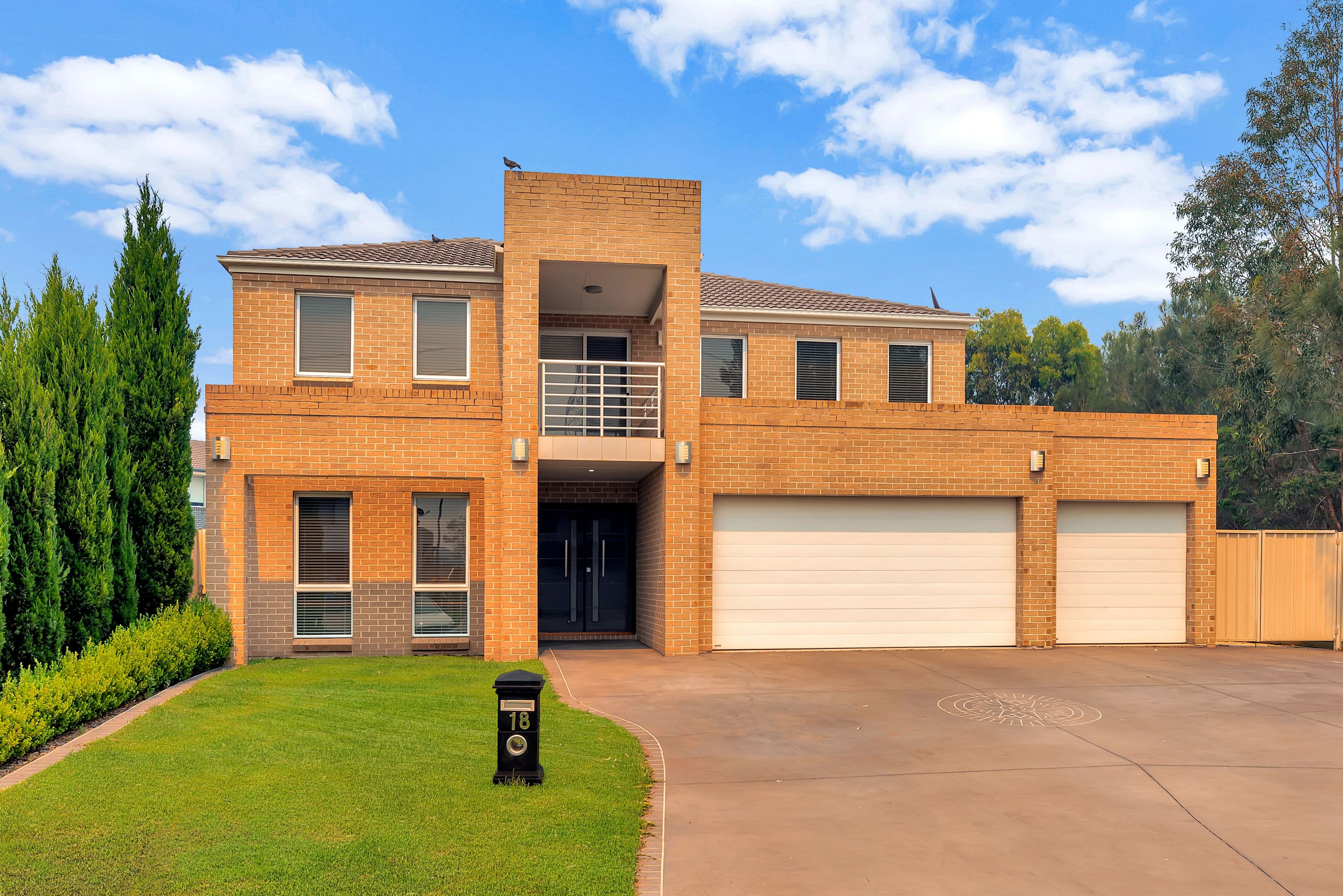18 Dee Close, PRESTONS DC NSW 2170, Prestons - Thumbnail 2