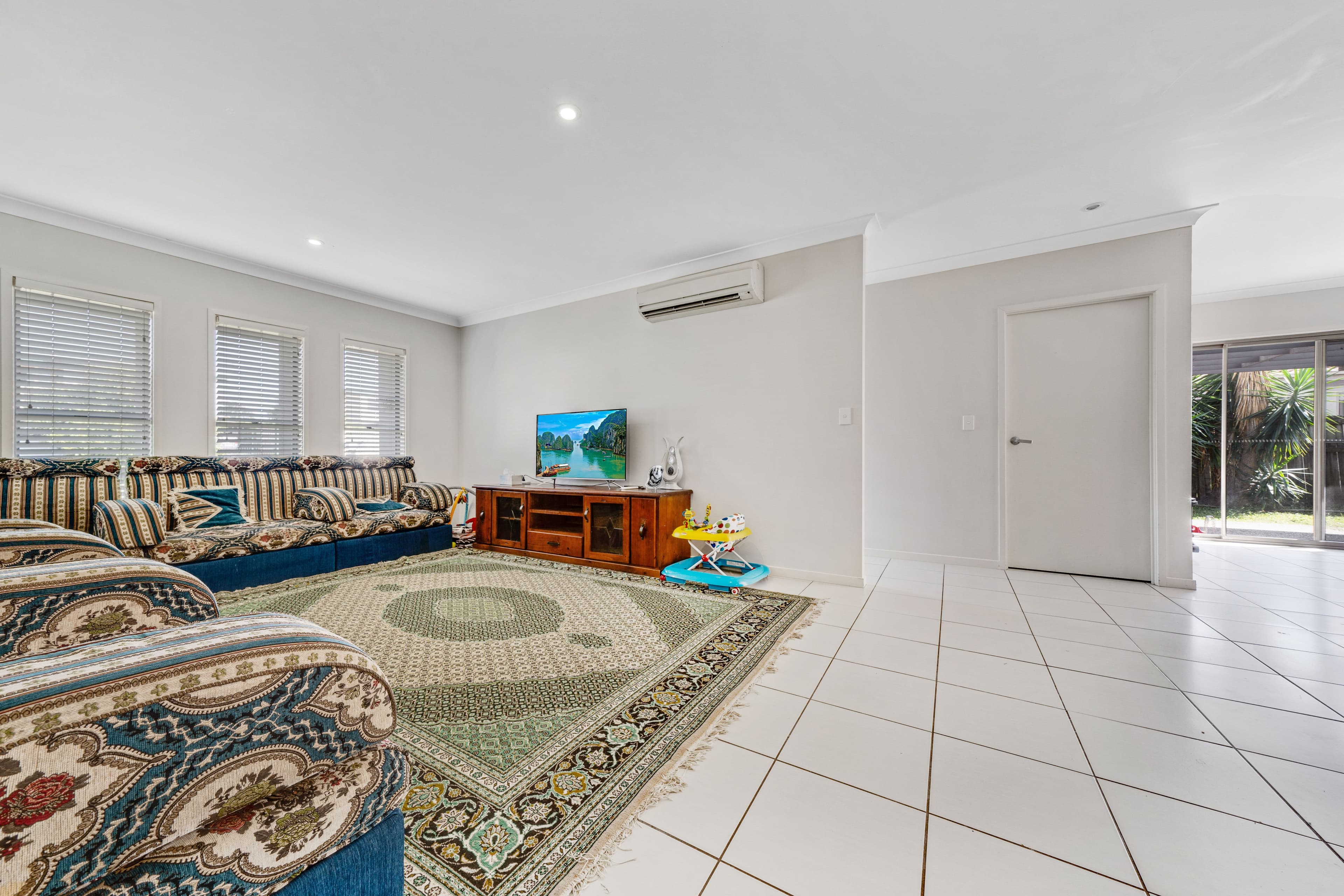 15 Sanur Street, Marsden QLD 4132, Marsden - Thumbnail 4