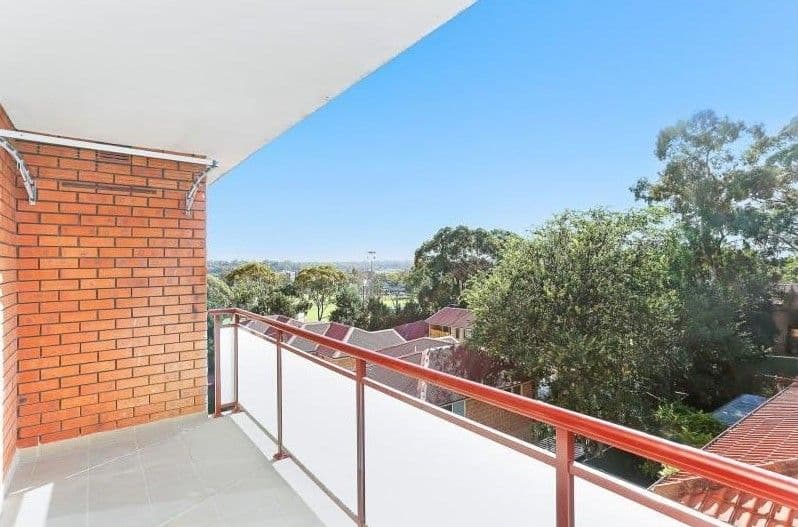 17/34 Moore Street, Campbelltown NSW 2560, Campbelltown - Thumbnail 5