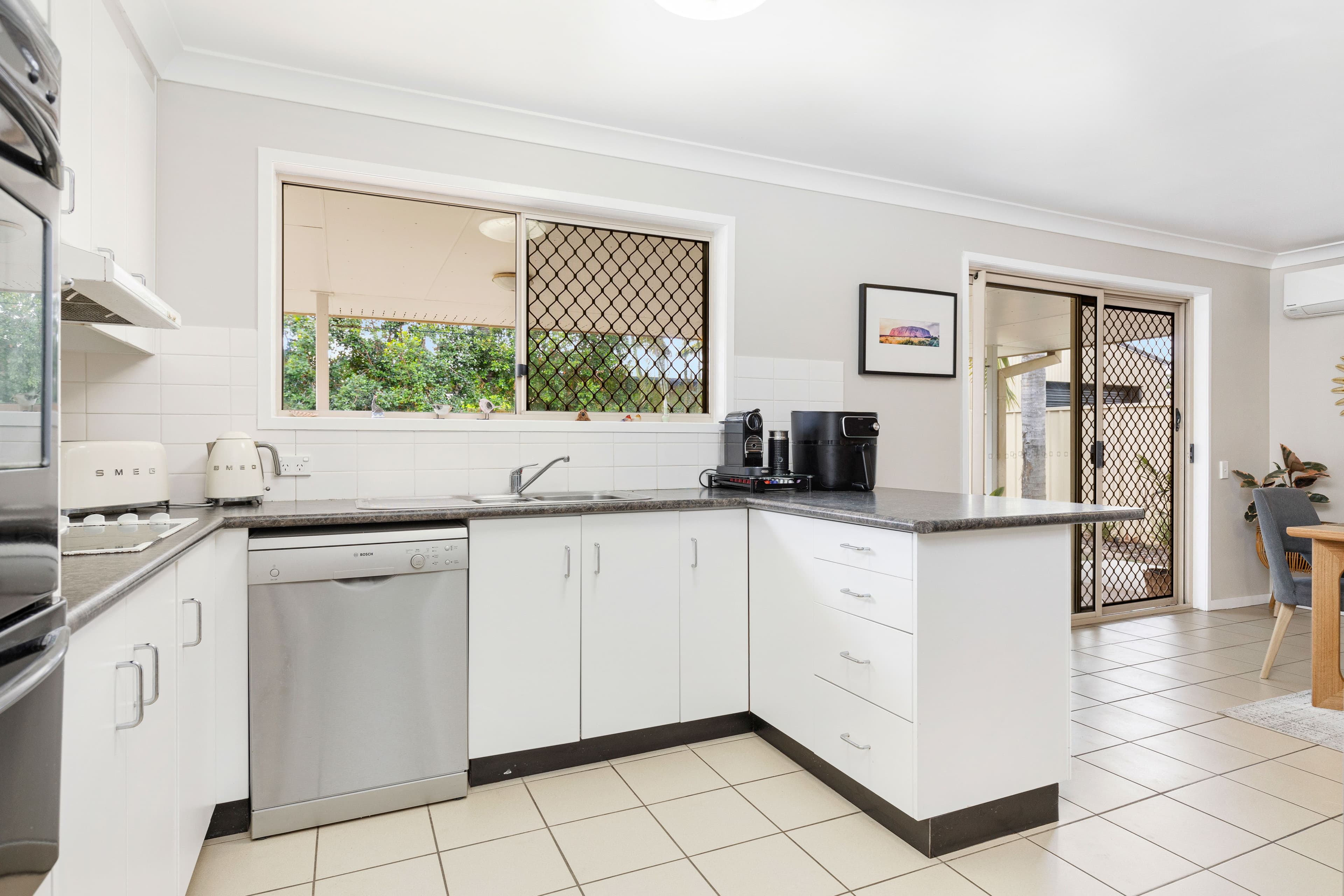 5 Crozier Crescent, Emerald QLD 4720, Emerald - Thumbnail 6