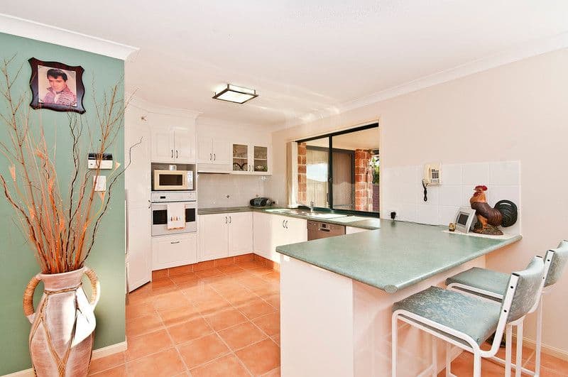 6 Kukulies Court, CURRUMBIN WATERS QLD 4223, Currumbin Waters - Thumbnail 4