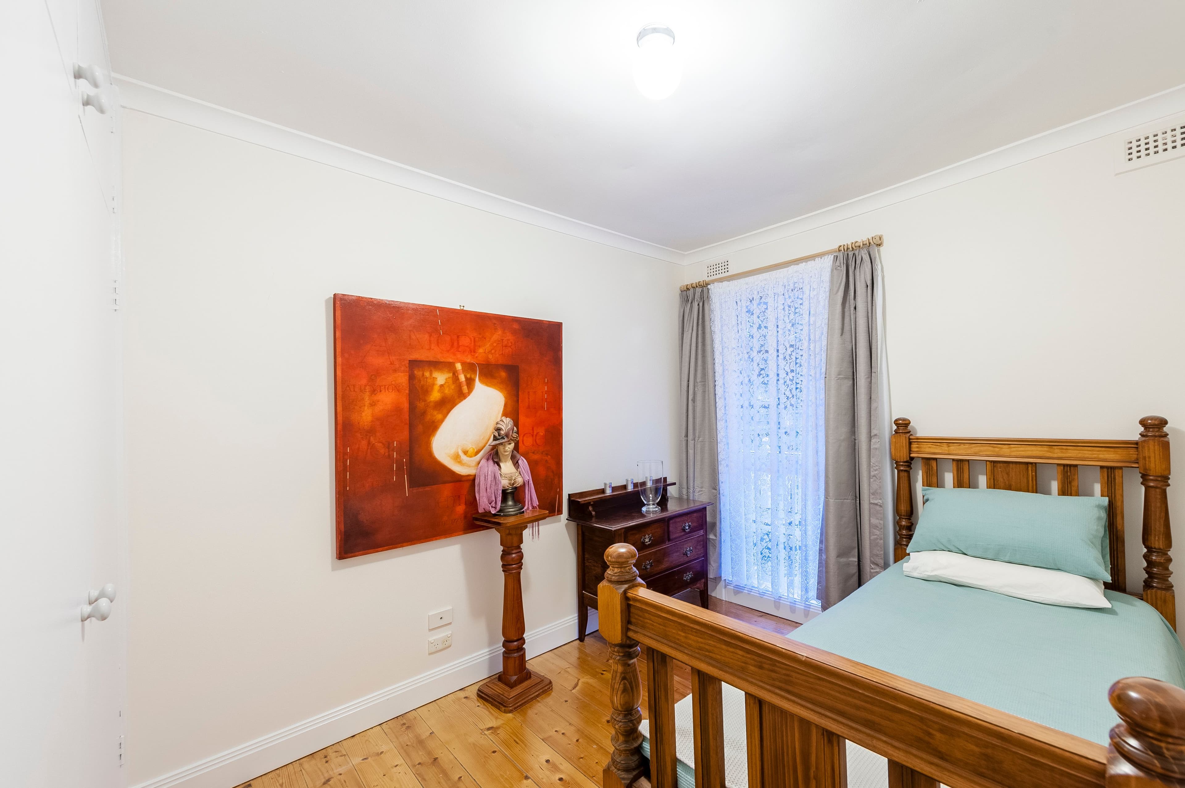 11 Keilor Avenue, Reservoir VIC 3073, Reservoir - Thumbnail 6