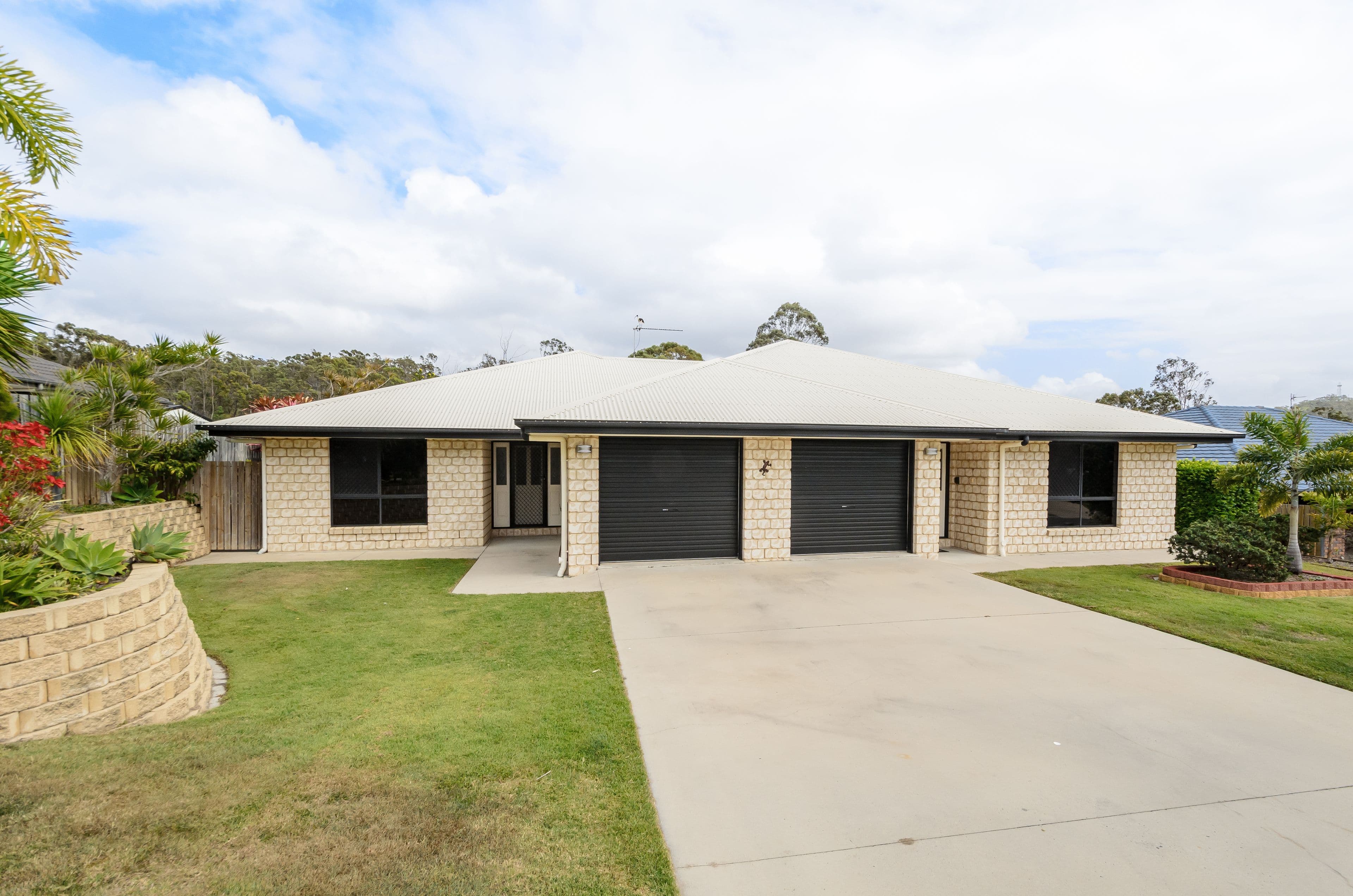 24 Reinaerhoff Crescent, Glen Eden QLD 4680, Glen Eden - Thumbnail 2
