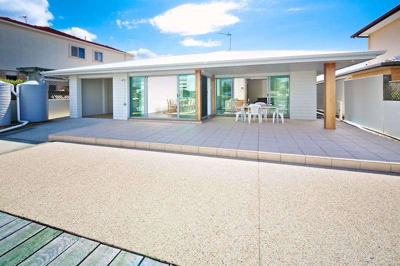18 Vaggelas Crescent, BIGGERA WATERS QLD 4216, Biggera Waters - Thumbnail 4