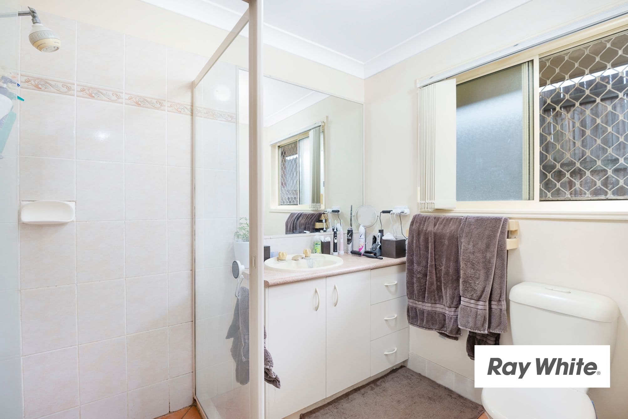 16 Belmore Crescent, Forest Lake QLD 4078, Forest Lake - Thumbnail 8