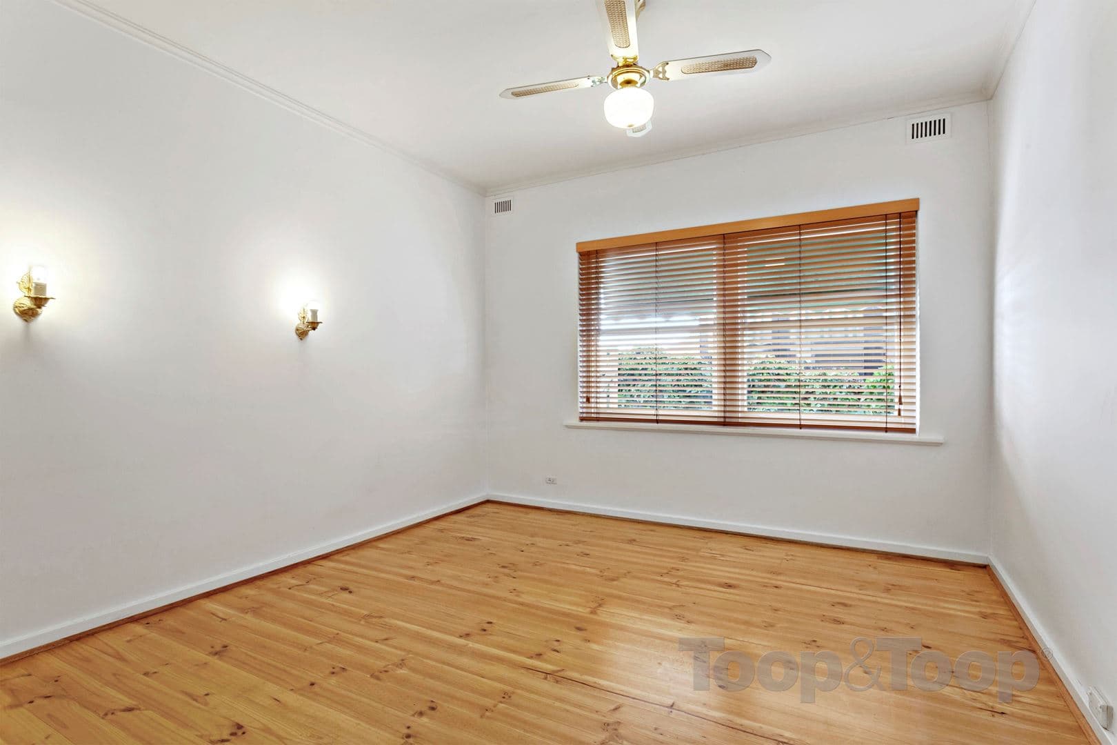 64 Baker Street, Glengowrie SA 5044, Glengowrie - Thumbnail 6