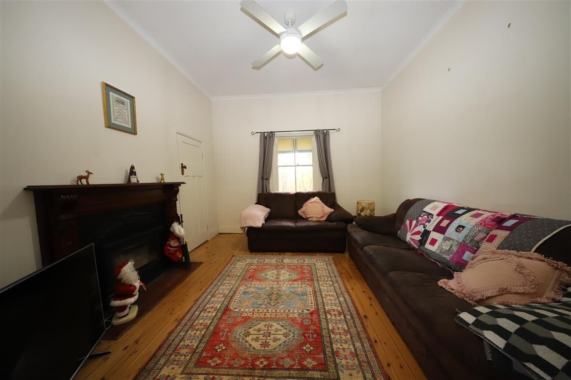 48 Carey Street, Tumut NSW 2720, Tumut - Thumbnail 5