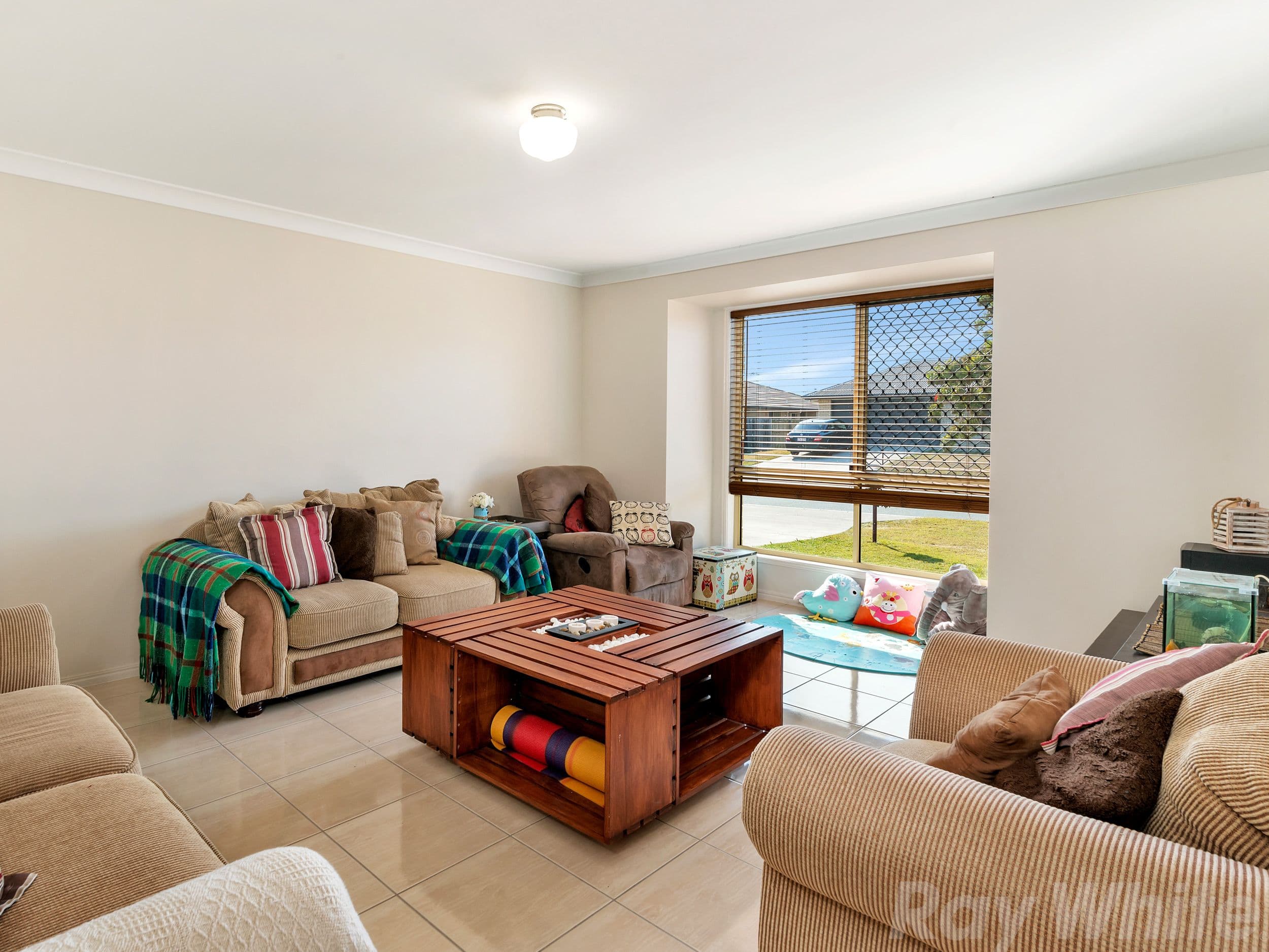 6 Denson Street, Morayfield QLD 4506, Morayfield - Thumbnail 3