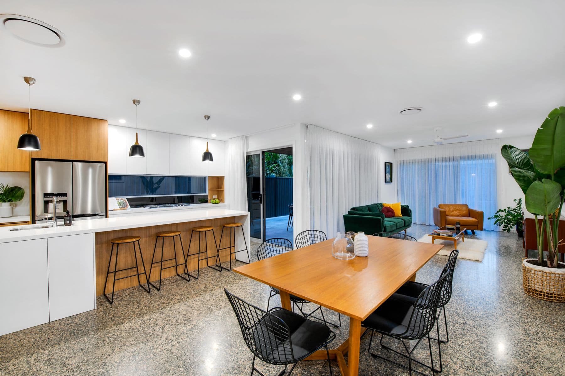 92 Nash Street, Sandgate QLD 4017, Sandgate - Thumbnail 3