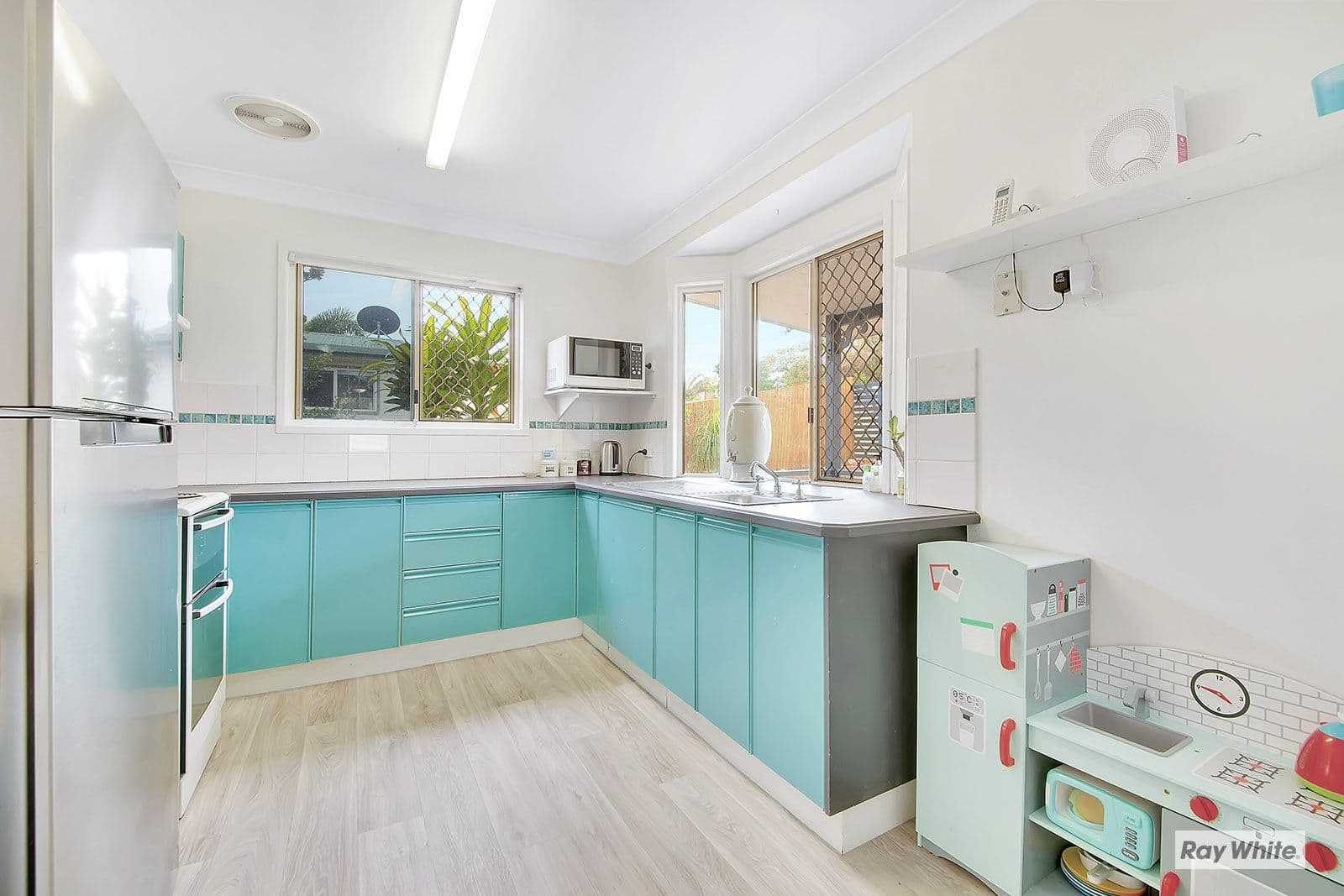 26 Shaw Avenue, Yeppoon QLD 4703, Yeppoon - Thumbnail 3